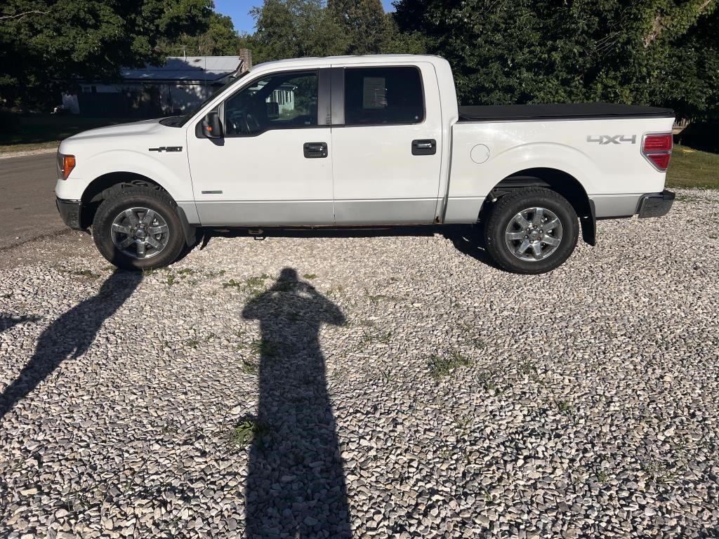 2013 ford  f150 LT crew cab 4x4