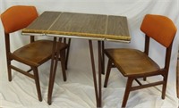 Mid Century Modern Drop Leaf Table & Chairs