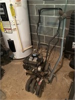 BOLENS GAS POWERED EDGER W/BRIGGS AND STRATTON