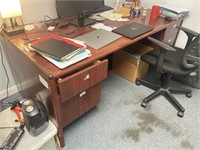 WOODEN OFFICE DESK - ABOUT 60 X 36