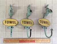TEAL COLORED CAST FAUCET HOOKS-WOW