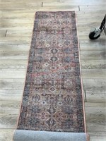 1’11” x 7’2” rug