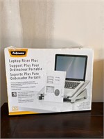 LAPTOP RISER PLUS NEW IN BOX