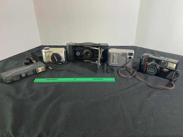 Lot of 5 Vintage Cameras- Kodak, Olympus, et al