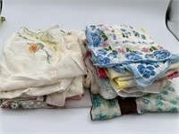 Vtg. & Antique Handkerchiefs (Womens)