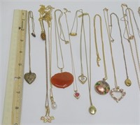 Necklaces w / Pendants - Costume Jewelry