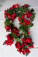 Poinsettia Holiday Garland 12'