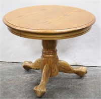 Round Pedestal Base Claw Foot Side Table