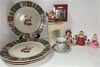 Christmas Plates & Collectibles