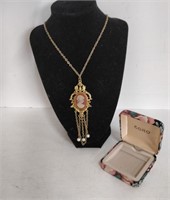 vintage cameo necklace