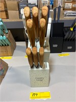 KNIFE BLOCK + KNIVES (INCOMPLETE SET)