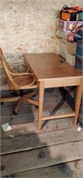 Ethan Allen Wood Desk and Chair