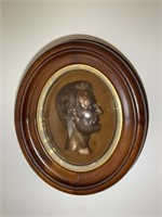 PAIR OF FRAMED WASHINGTON AND LINCOLN HEAD BRONZE
