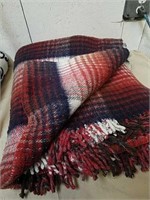Blanket with fringe