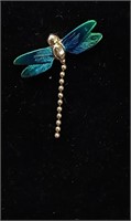 Dragonfly pin