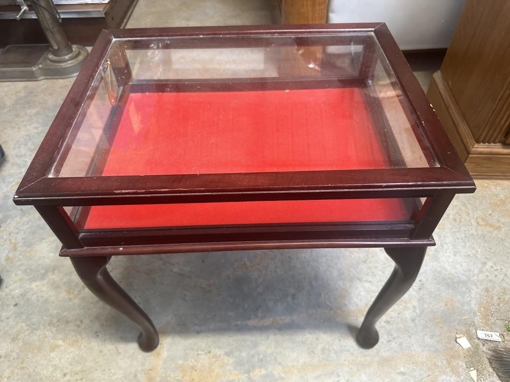 Glass display case with folding top lid, queen