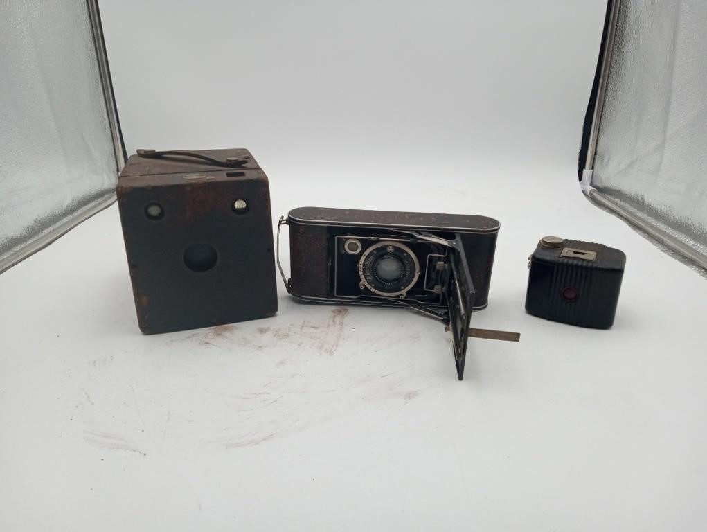 Leiss Compur folding camera & Weno Box camera #8