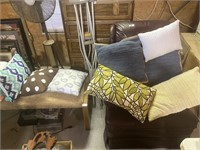 8 Assorted Accent Pillows