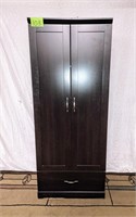 kitchen cabinet w/shelves/doors