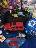 Lot of miscellaneous children's items including 2