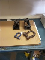2 book ends & clevis & mirror