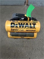 DeWalt 7CFM, 1 1/4hp Electric Air Compressor