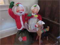 Mr. & Mrs. Claus & Rudolph - Anna Lee Mobilitee Do