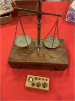 Vintage Scale with weights