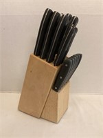 Knife Block with 16 Pieces
