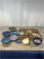 Pottery plates and bowls, McCoy pineapple bowls