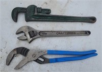 Ridgid 18" pipe wrench  Craftsman 15" adjustable