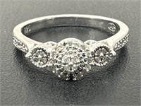 Sz.7 925 Sterling Silver Ring 2.50 Grams