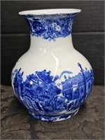 IRONSTONE VASE - 8" TALL X 6" WIDE