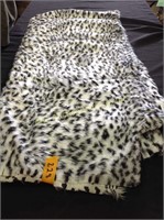 leopard print fleece 0.5 yards x 66 in
