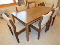 WALTER OF WABASH DINING TABLE W/ 6 CHAIRS & LEAF