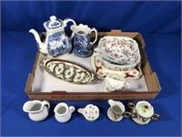 18 PC VINTAGE POTTERY