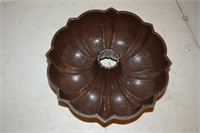 Aluminum Bundt Cake Pan