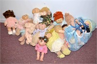 Large Group Cabbage Patch Dolls