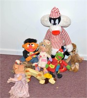 Stuffed Animals - Sylvester, Ernie, Kermit, Miss