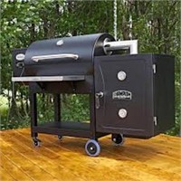 LOUISIANA GRILLS BACKYARD