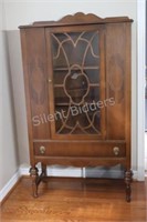 Ornate Depression Era China Cabinet w Turned Legs