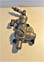 1920’s Oil Pump Complete