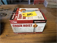 HaulMaster 1 Ton Chain Hoist