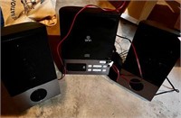 Onn Disk player with 2 Speakers Nice