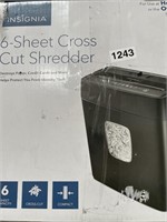 INSIGNIA 6 SHEET CUT SHREDDER RETAIL $130