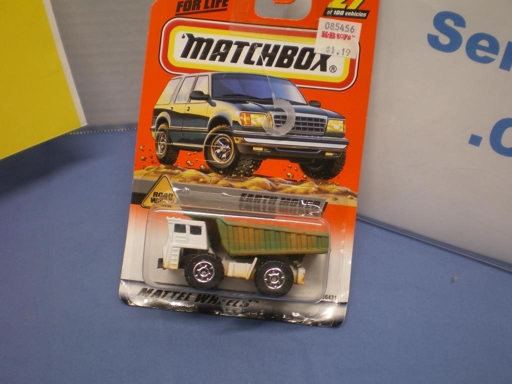 Earth Mover #27 Matchbox Diecast, NOS