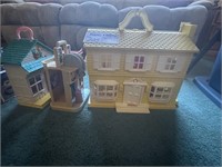 Vintage Doll House & Playsets