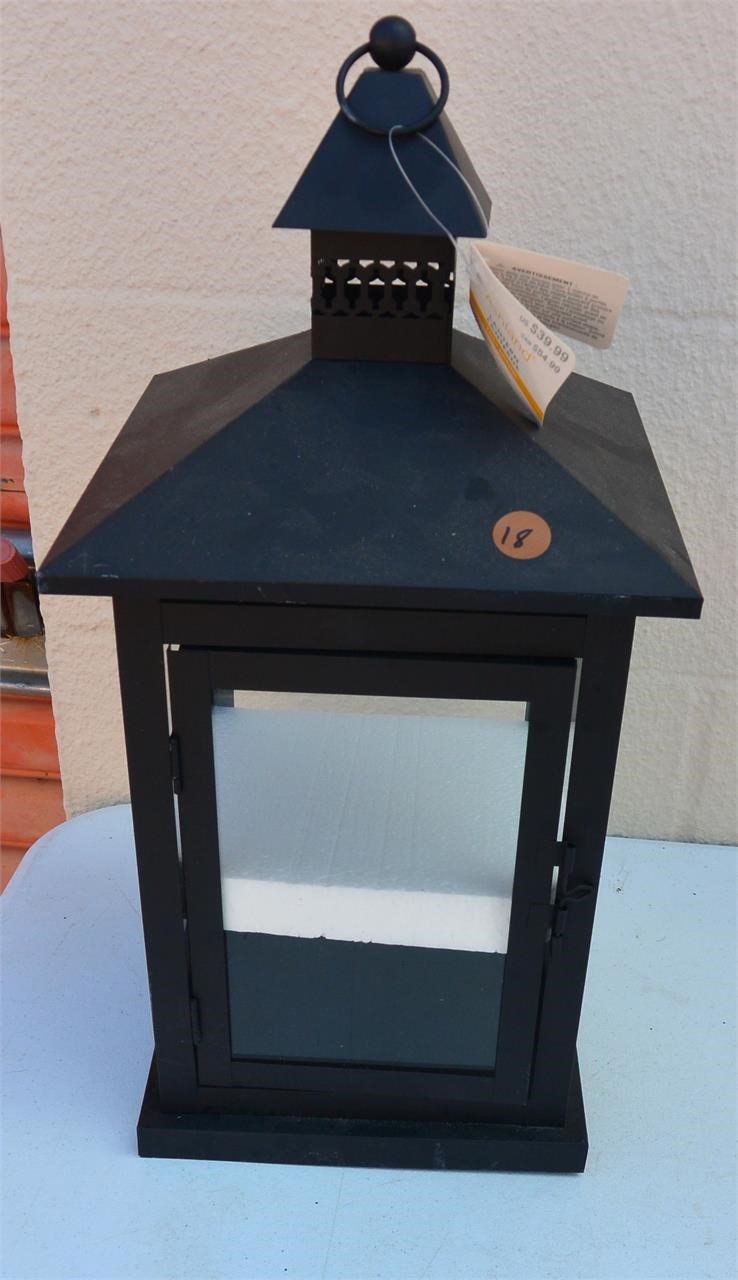 LARGE DECORATIVE LANTERN - *NEW*