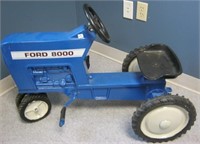 Ertl Ford 8000  Pedal Tractor Model F-68