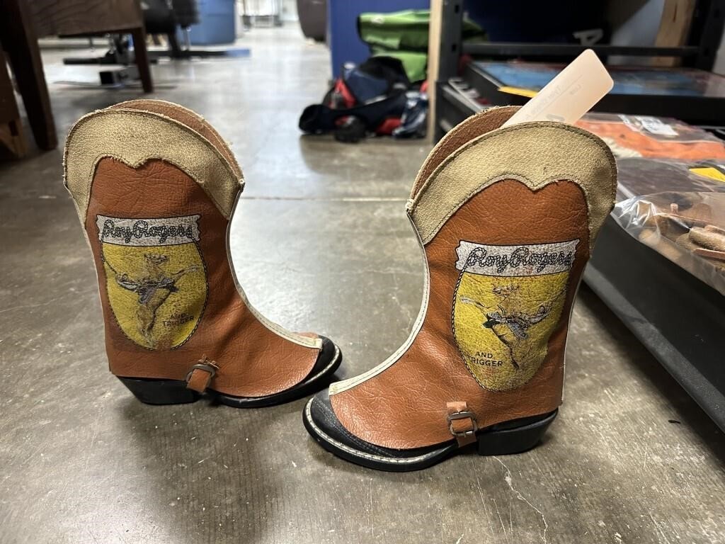 2PC VTG COWBOY BOOTS W ROY ROGERS COVERS
